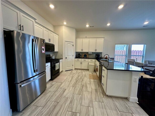 Foto del edificio - 920 Sundance Ln