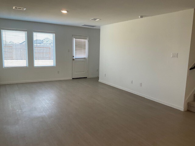 Foto del edificio - 1627 Birch Wood Dr