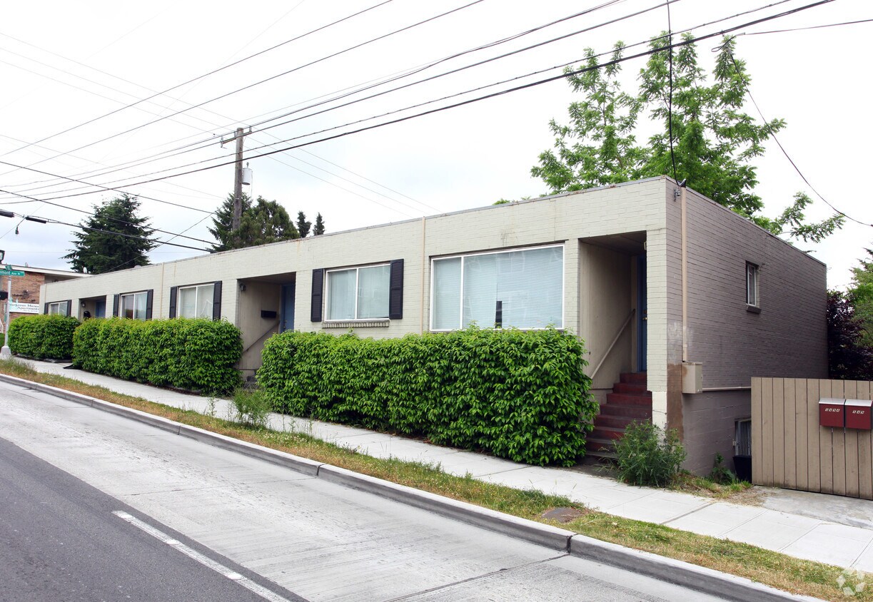 Foto del edificio - Crestwood Apartments