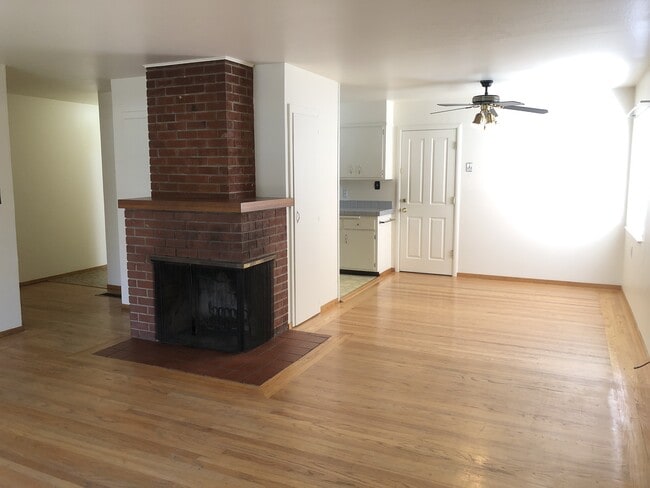 Building Photo - 14322 Antone Ct