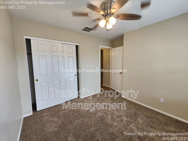 Foto del edificio - 4189 S Rim Rd