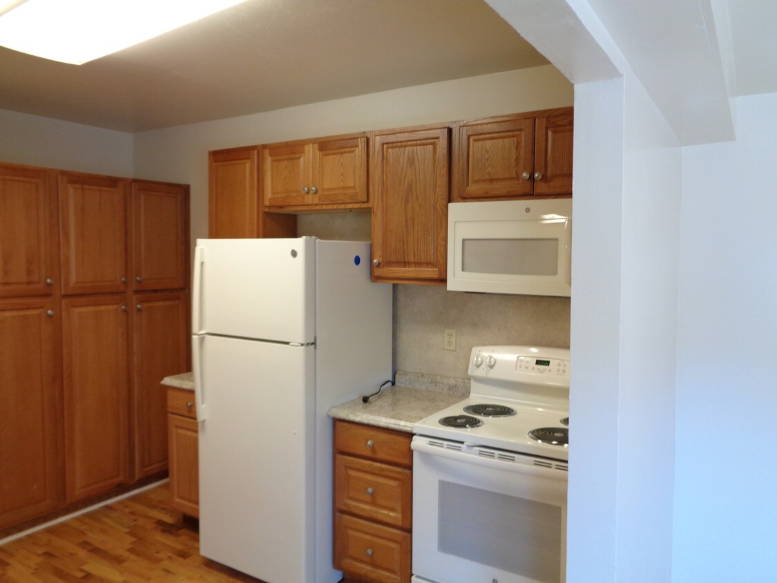 Foto principal - 698 Lindley St