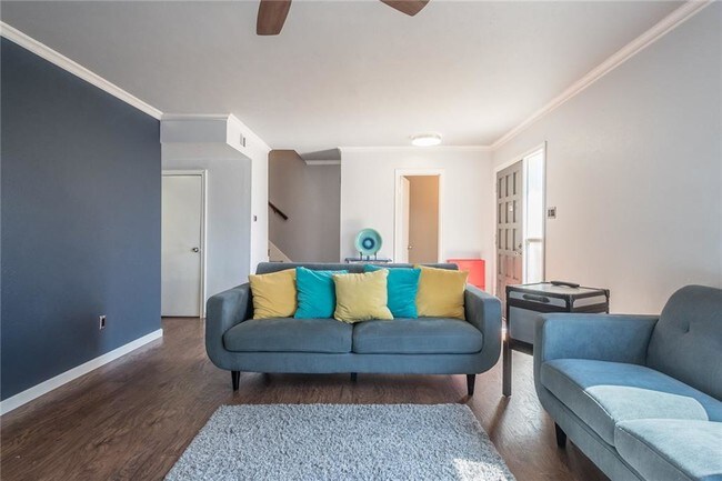 Foto del edificio - 2608 Custer Pkwy