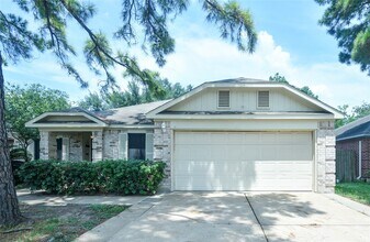 Building Photo - 17902 Autumn Hills Dr