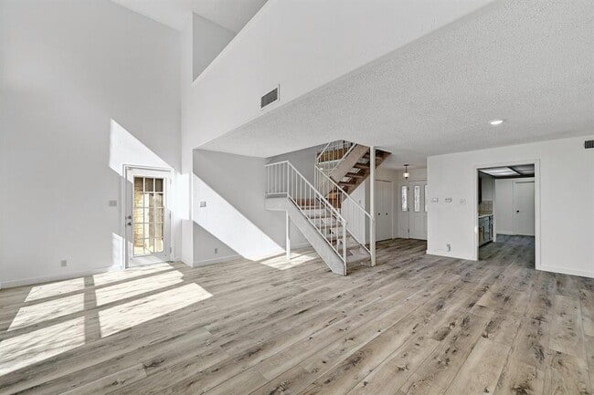 Building Photo - 11512 Tin Cup Dr