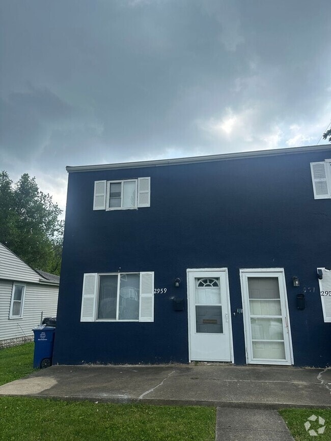 Building Photo - 2957-2959-2959 E 11th Ave