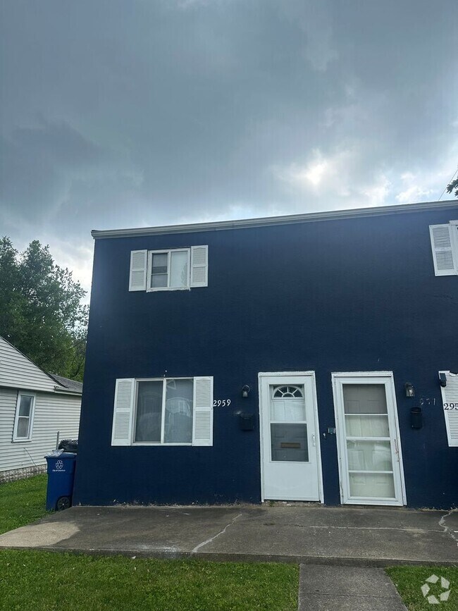 Building Photo - 2957-2959-2959 E 11th Ave