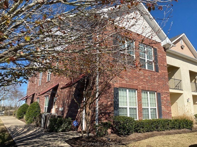 Photo - 801 Luther ST W Unit 804