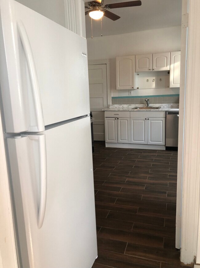 Foto del edificio - 673 Washington St