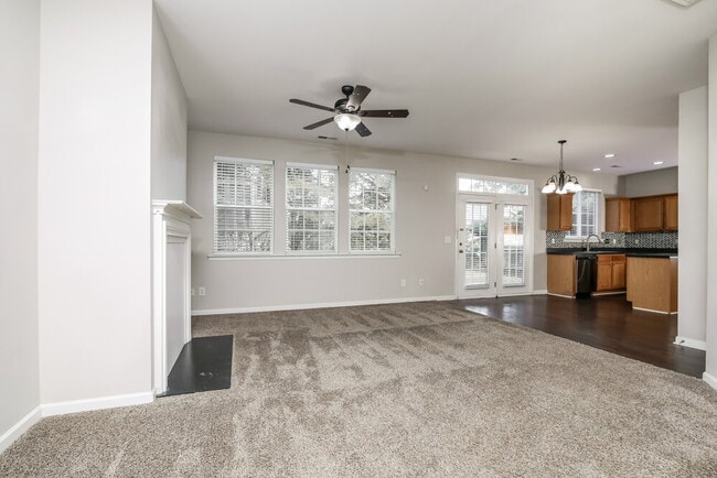 Building Photo - 8904 Elizabeth Bennet Pl