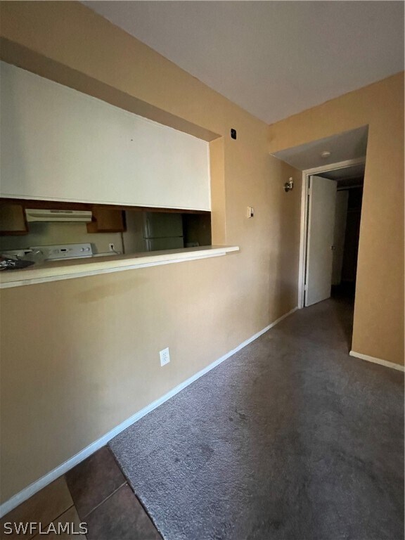 Building Photo - 2875 Winkler Ave