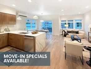 Building Photo - 4325 Greentrail