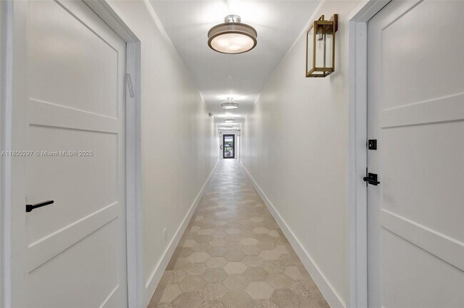 Foto del edificio - 5980 SW 40th Ave