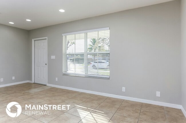 Building Photo - 5819 Wilson St