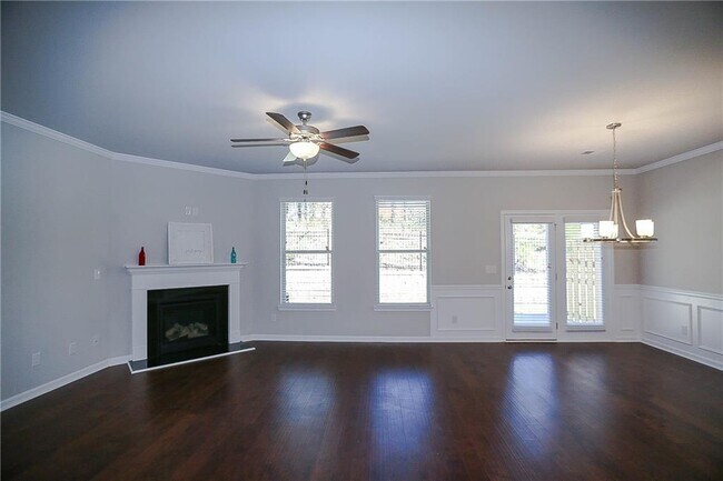 Building Photo - 2304 Shetley Creek Dr
