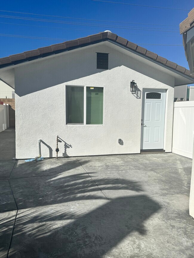Building Photo - 14189 Travers Dr