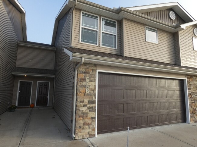 Building Photo - 9519 N Baltimore Ave