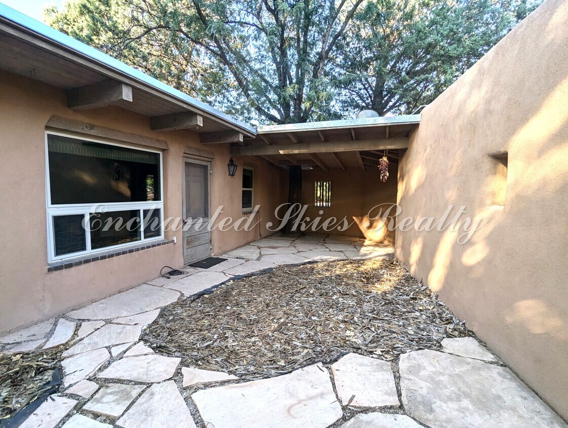 Primary Photo - 6513 Guadalupe Trail NW