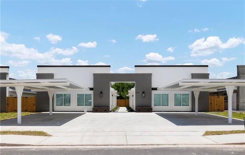 Foto principal - 3520 S Dominique Dr