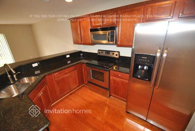 Foto del edificio - 22124 Majestic Woods Way