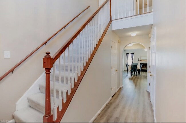 Foto del edificio - 3813 Lamplighter Ct