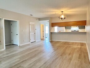 Building Photo - 200 Sandestin Ln