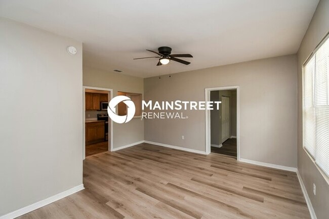 Building Photo - 3 Bedroom Pet-Friendly Home in JACKSONVILL...