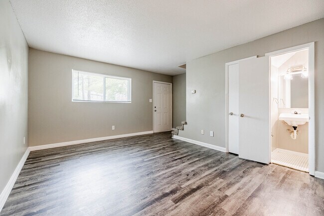 Foto del edificio - Walnut Creek Apartments