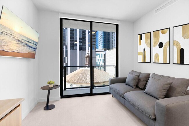Foto del edificio - 501 NE 1st Ave