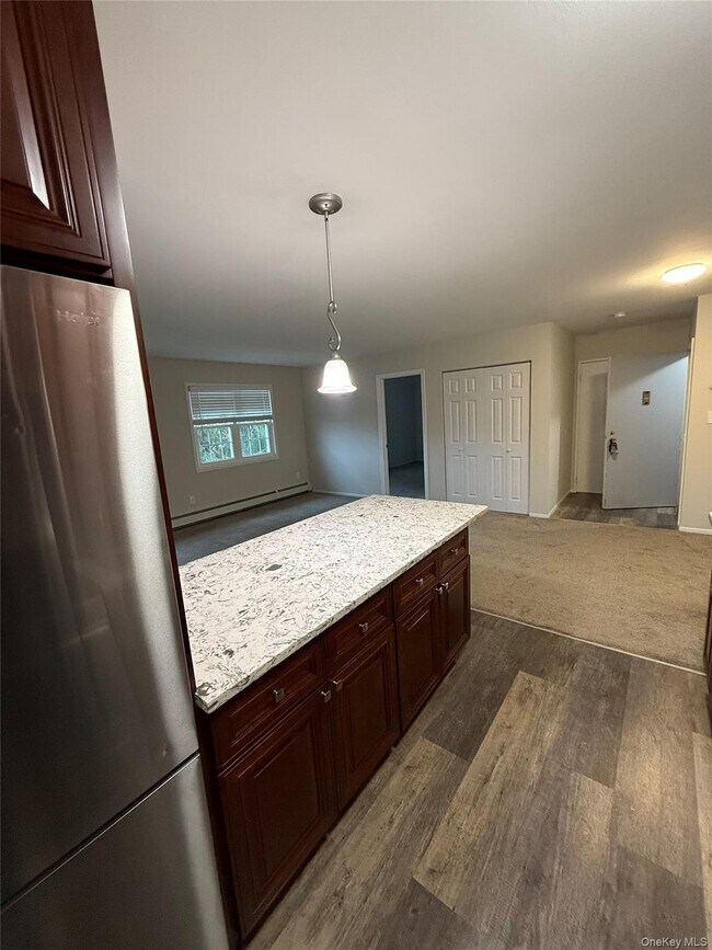 Foto del edificio - 460 Old Town Rd