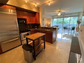 Building Photo - 333 Las Olas Way