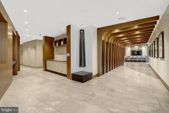 Building Photo - 145 Riverhaven Dr