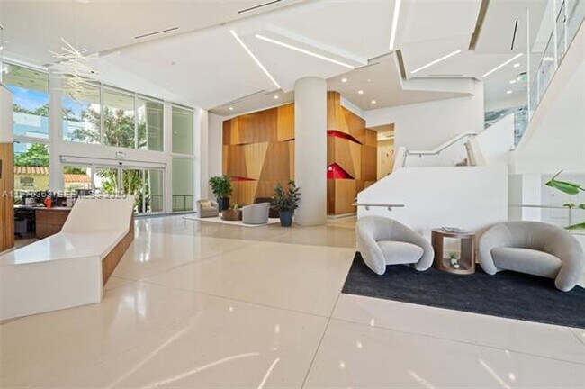 Foto del edificio - 601 NE 27th St