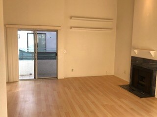 Foto del edificio - 3601 Hughes Ave