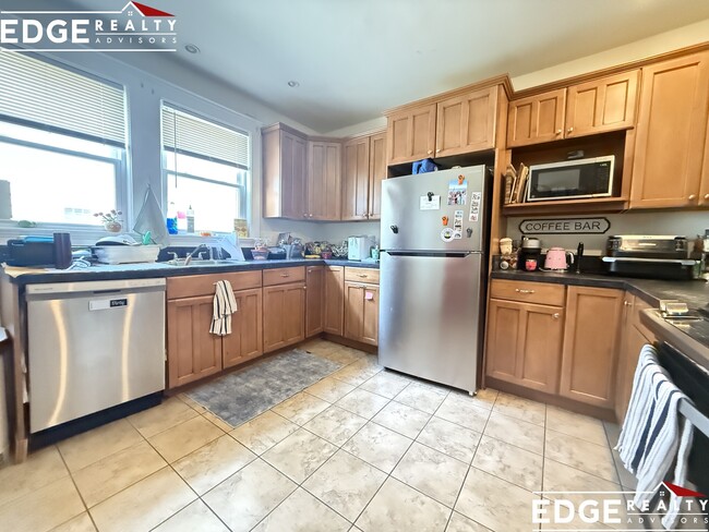 Photo - 45 Radnor Rd. Unit 1 Apartment