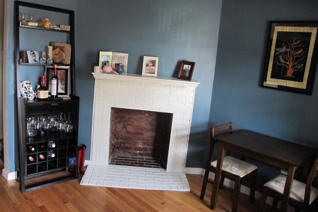 Foto del edificio - 534 Newton Pl NW