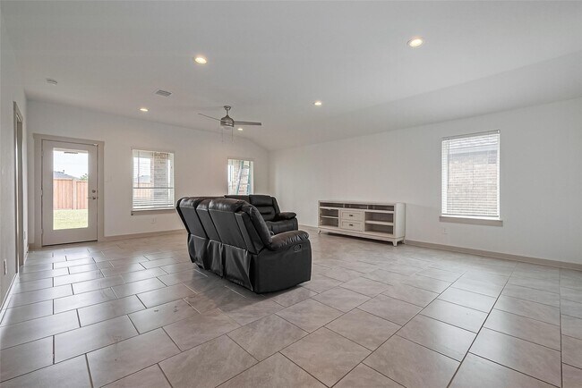 Foto del edificio - 29518 Paytons Park Ct