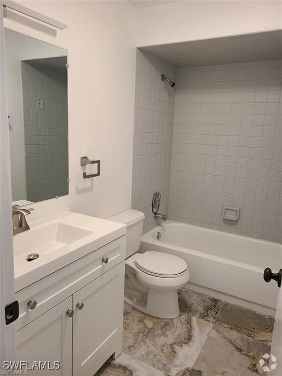 Building Photo - 18200 Phlox Dr