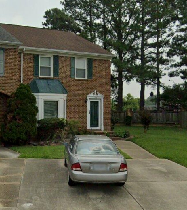 Building Photo - 5313 Kindlewood Dr