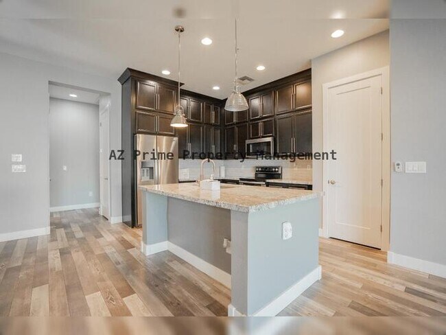 Foto del edificio - 6565 E Thomas Rd