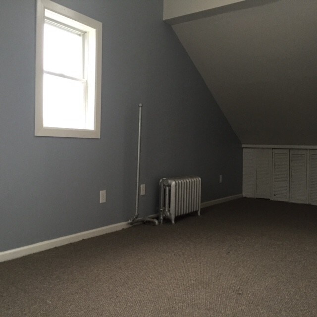 Building Photo - 186 Otis St