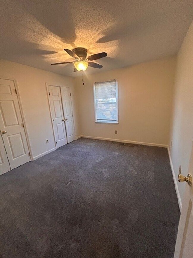 Foto del edificio - READY TO MOVE IN! 2 Beds 2 Baths!