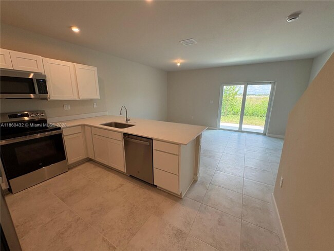 Foto del edificio - 1014 W Davis Pkwy