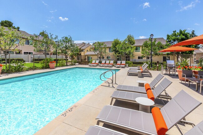 Foto del edificio - Woodbridge Villas Apartment Homes