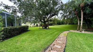 Building Photo - 8850 Creek Run Dr Building Photo - 8850 Creek Run Dr