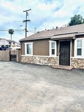 Building Photo - 2384 El Prado Ave