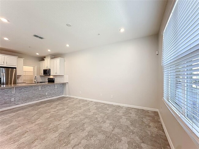 Building Photo - 10141 Greenstone Ridge St