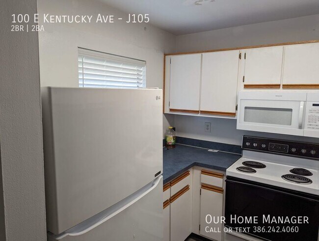Foto del edificio - Great 2 bedroom 2 bathroom condo in DeLand...
