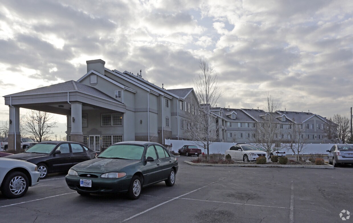 Foto del edificio - Compass Villa Senior Apartments