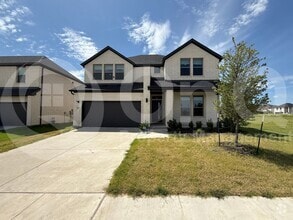 Building Photo - 405 Loganberry Dr
